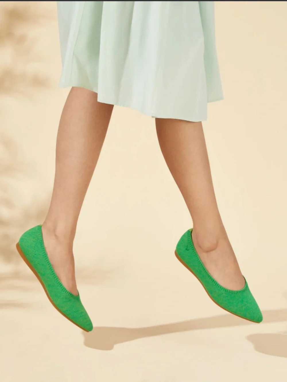 VIVAIA Aria 5° Lightweight Vibrant Green Pointed Ballet Flats US sz 11/ EU sz 43